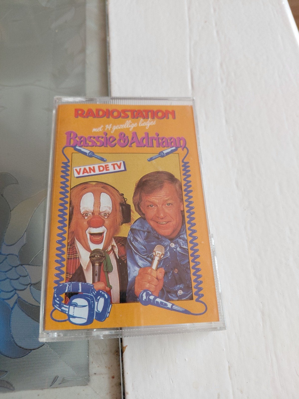 Radiostation Bassie & Adriaan cassettebandje 1985., Cd's en Dvd's, Cassettebandjes, Gebruikt, Kinderen en Jeugd, 1 bandje, Ophalen of Verzenden
