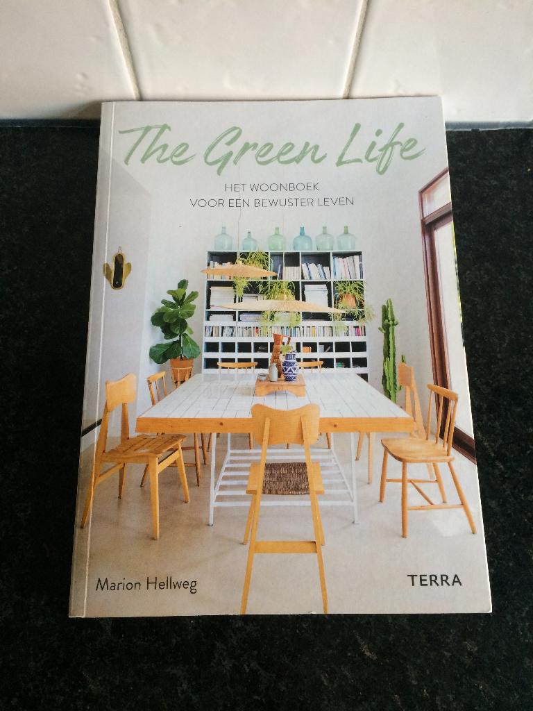 Marion Hellweg The green life het woonboek voor een bewuster, Boeken, Ophalen of Verzenden, Zo goed als nieuw, Marion Hellweg