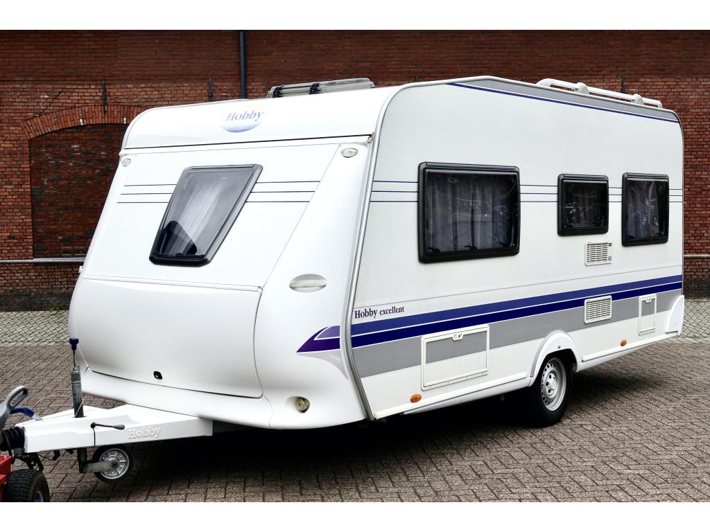 Hobby Excellent 460 UFE 2007 Voortent Fietsrek 1400 KG, Schokbreker, Rondzit, Hobby, Dwarsbed