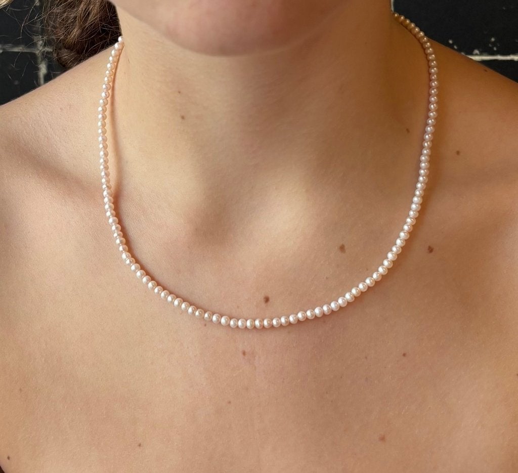 Parel fraai set armband ketting 14k gouden slot dame vintage, Ophalen of Verzenden, Goud, Ketting, Met edelsteen