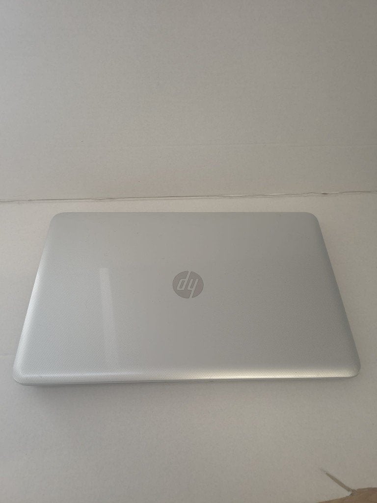 HP Pavilion 17 Notebook PC, Met videokaart, 2 tot 3 Ghz, Qwerty, 8 GB