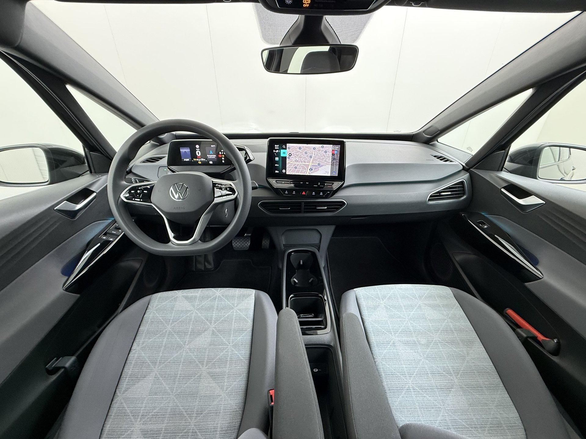 Volkswagen ID.3 Pure 45kWh SOH 92% Adap.Cruise Navi Ecc Appl, Automaat, Gebruikt, Zwart, 150 pk