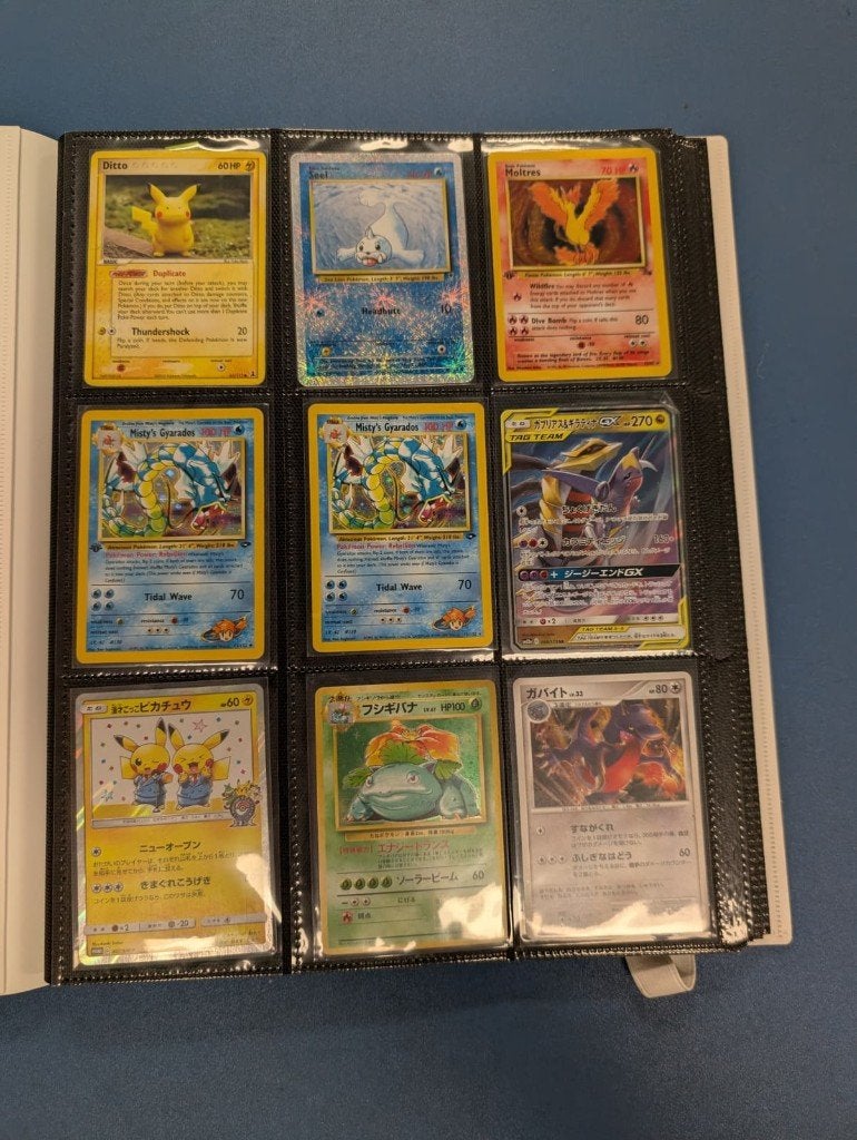 Partij vintage Pokemon kaarten - 1st ed - Pikachu Promo, Hobby en Vrije tijd, Verzamelkaartspellen | Pokémon, Gebruikt, Meerdere kaarten