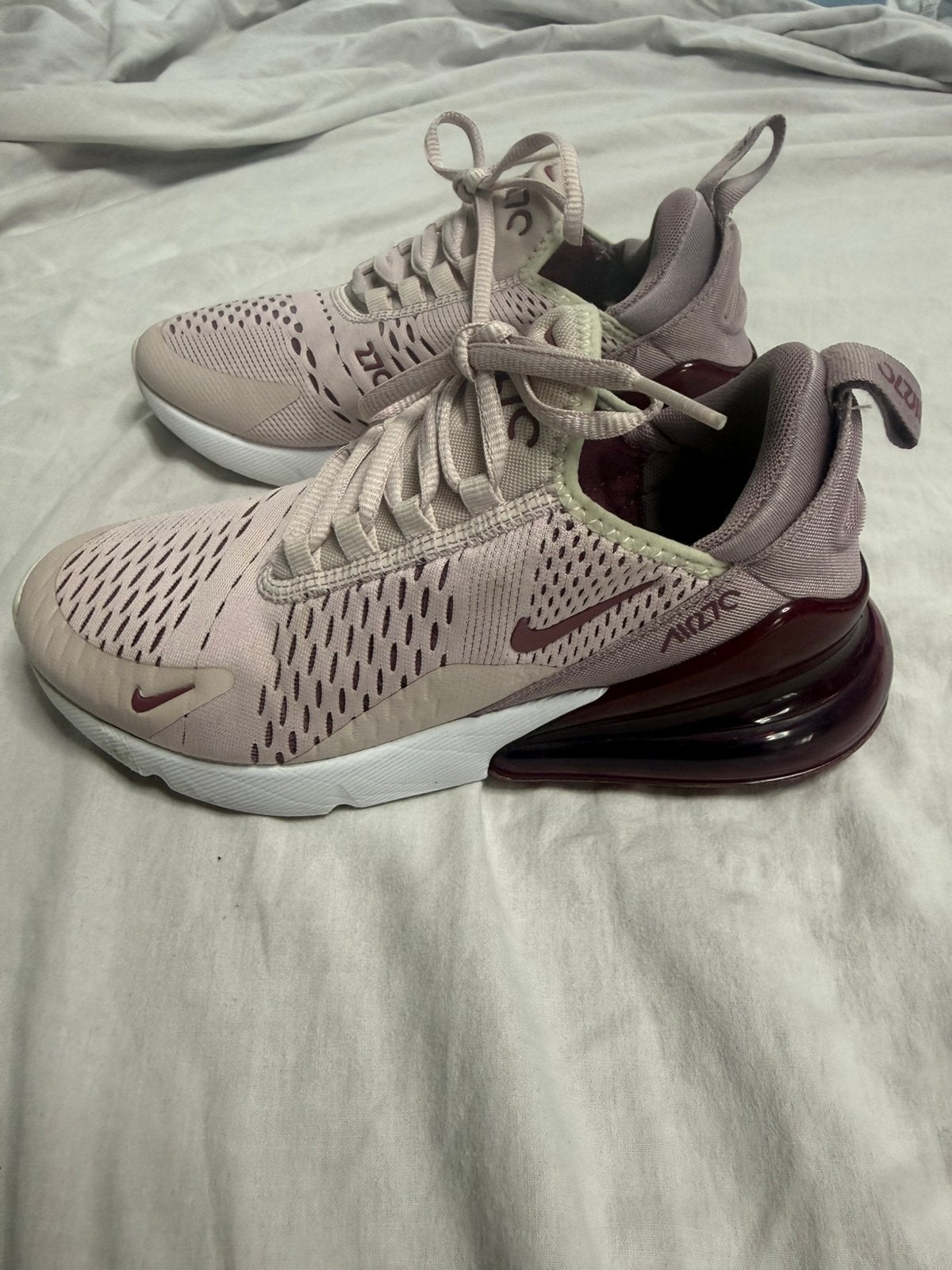 Nike air max 270, Ophalen of Verzenden, Zo goed als nieuw, Sneakers of Gympen