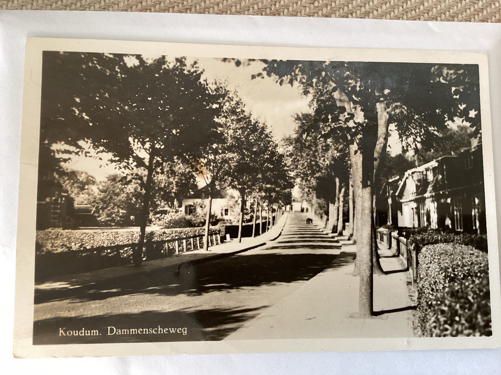 Oude Ansichtkaart Koudum, Dammenscheweg - Gelopen, Verzamelen, Ophalen of Verzenden, 1920 tot 1940, Gelopen, Friesland