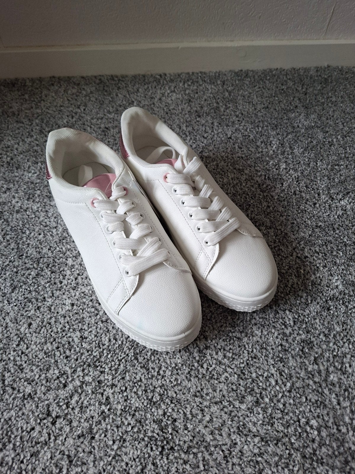 Nieuw Blue Box sneakers wit, Blue Box, Wit, Nieuw, Ophalen of Verzenden