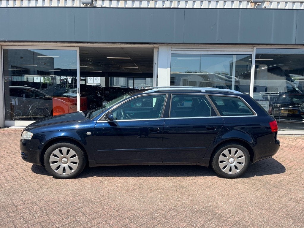 Audi A4 1.6 ProLine Business Clima Cruise LM velgen, Auto's, Gebruikt, 4 cilinders, Blauw, A4