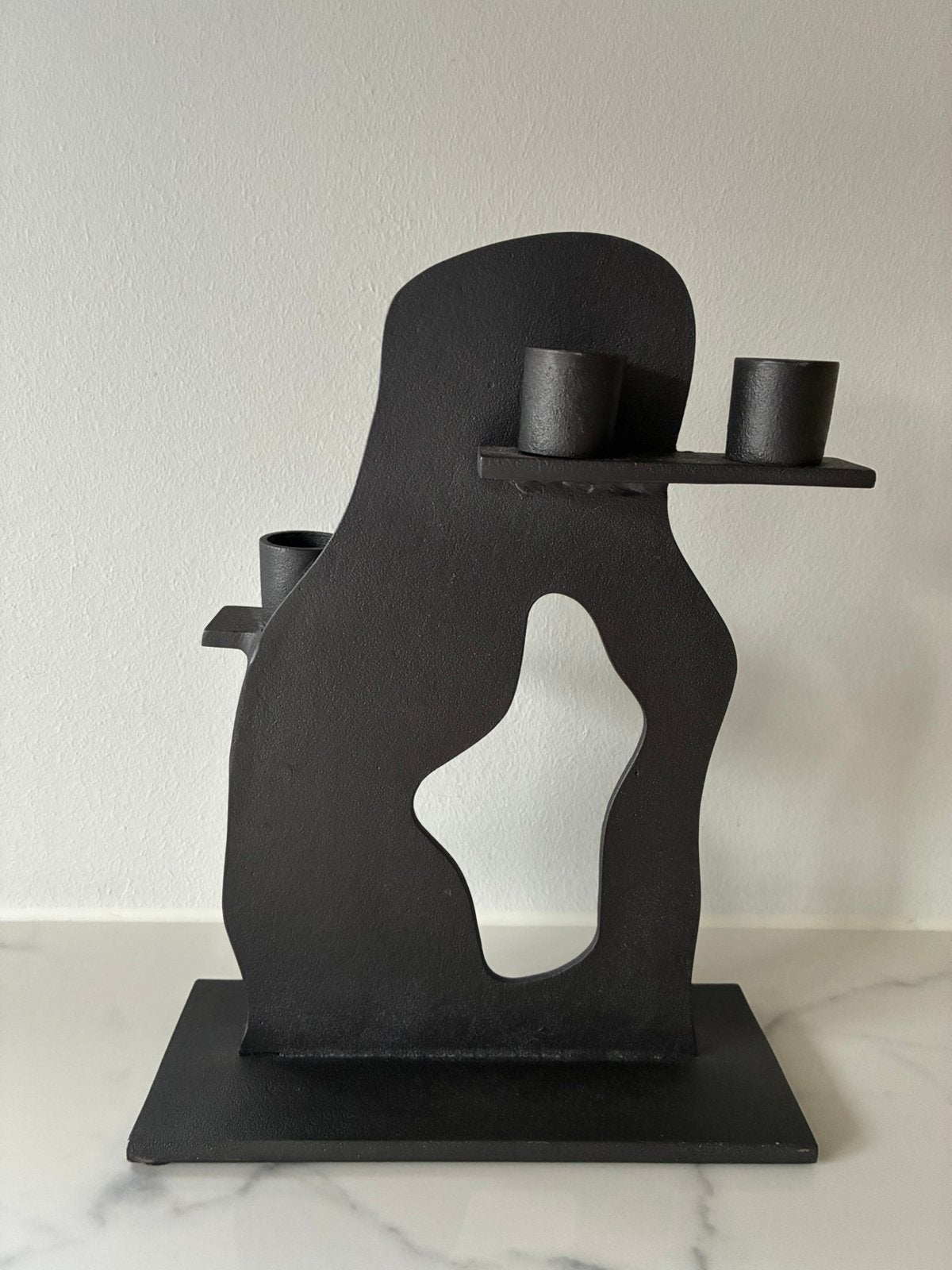 Ferm living “Erode” zwart aluminium kandelaar,kaarsenhouder, Ophalen of Verzenden, 27 cm, Zwart