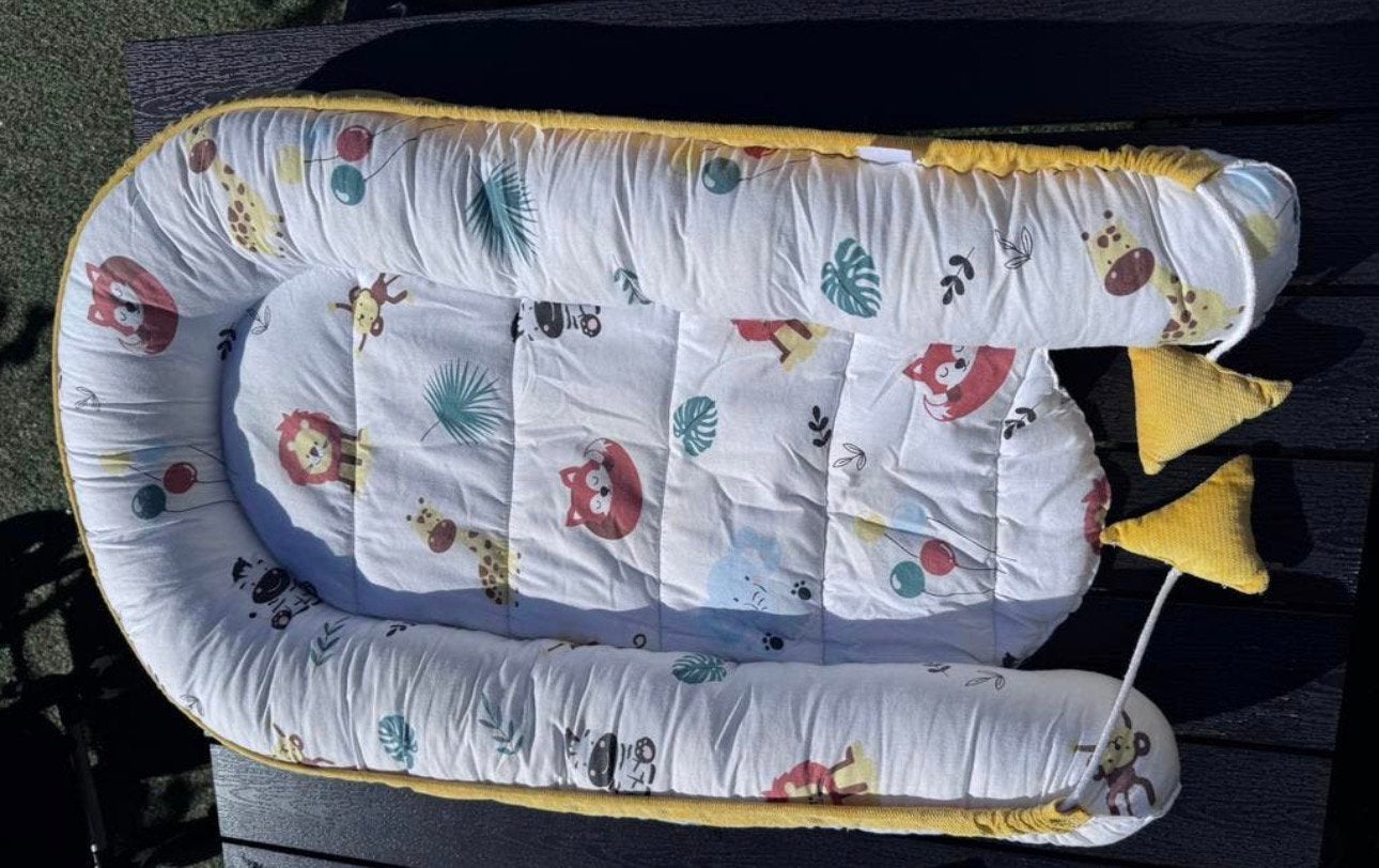 Babynestje / baby nest - zacht en comfortabel (dierenprint), Ophalen of Verzenden, Zo goed als nieuw
