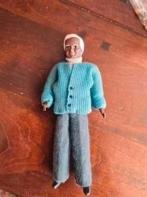 Donker Caco Popje Man 13 cm, Ophalen of Verzenden, Gebruikt, Overige typen