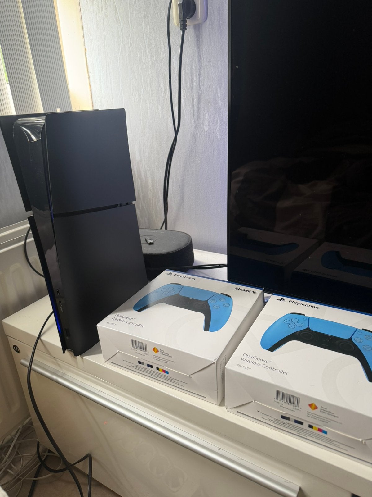 PlayStation 5 Slim Digital Edition met 2 nieuwe controllers, Ophalen of Verzenden, Zo goed als nieuw