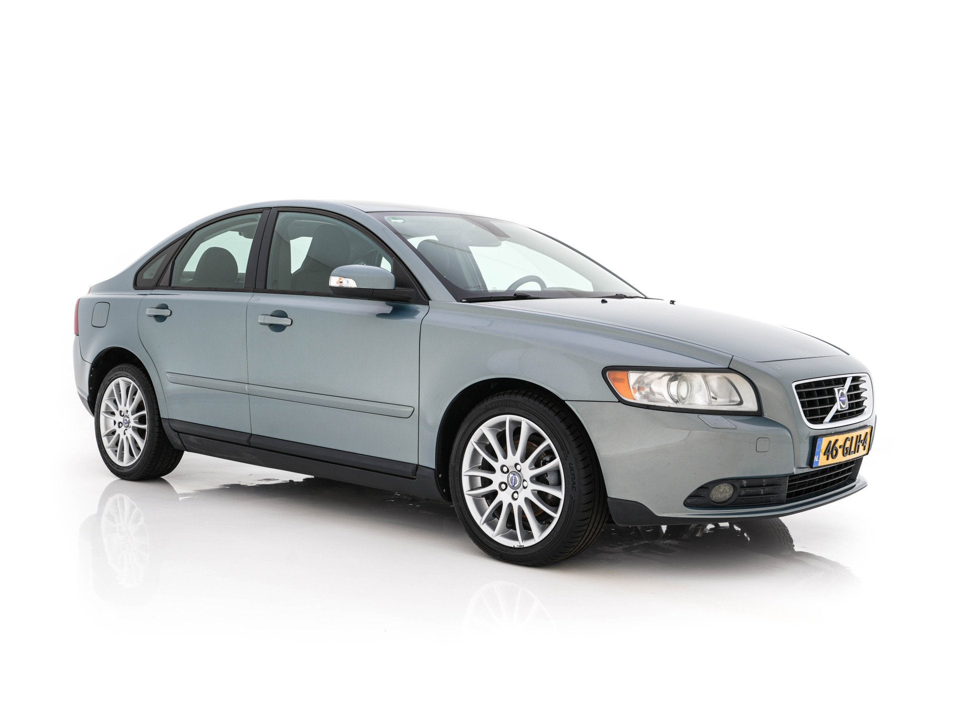 Volvo S40 1.6D Edition I *COMFORT-SEATS | ECC | CRUISE | 17', Auto's, Voorwielaandrijving, Stof, Gebruikt, Zwart