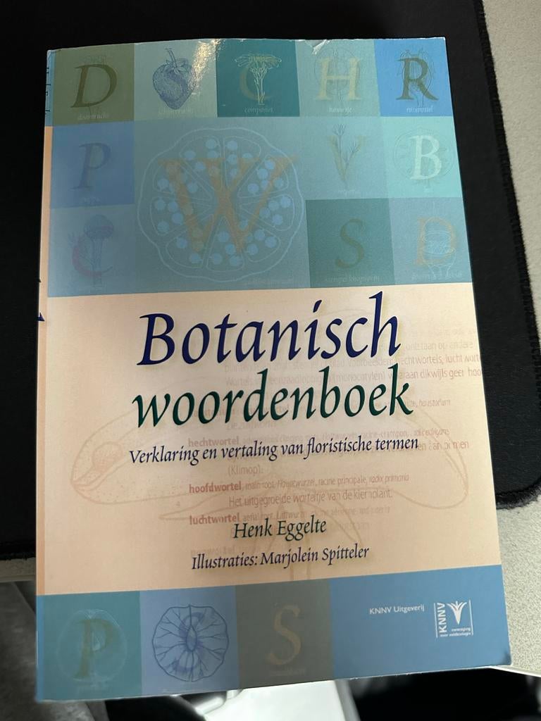 Botanisch woordenboek - Henk Eggelte, Boeken, Ophalen of Verzenden, Zo goed als nieuw, Bloemen, Planten en Bomen