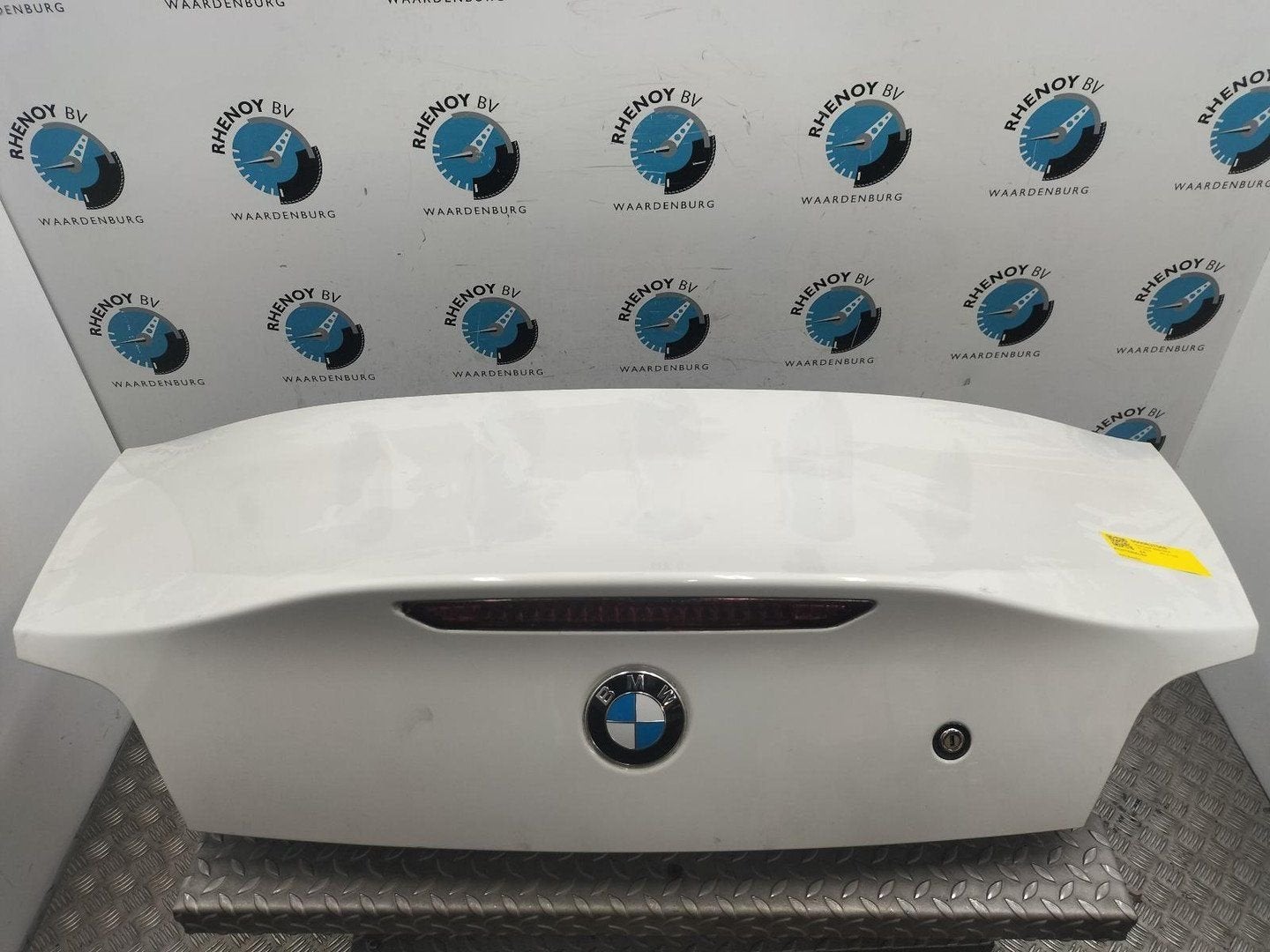 BMW Z4 E85 3.0I  ACHTERKLEP 2004