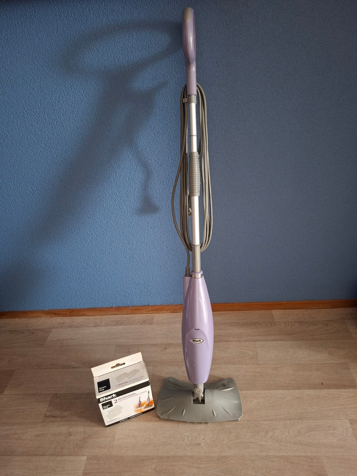 Shark Vloer Stoomreiniger - Moeiteloos Schoonmaken, Ophalen, Zo goed als nieuw, Stoomreiniger