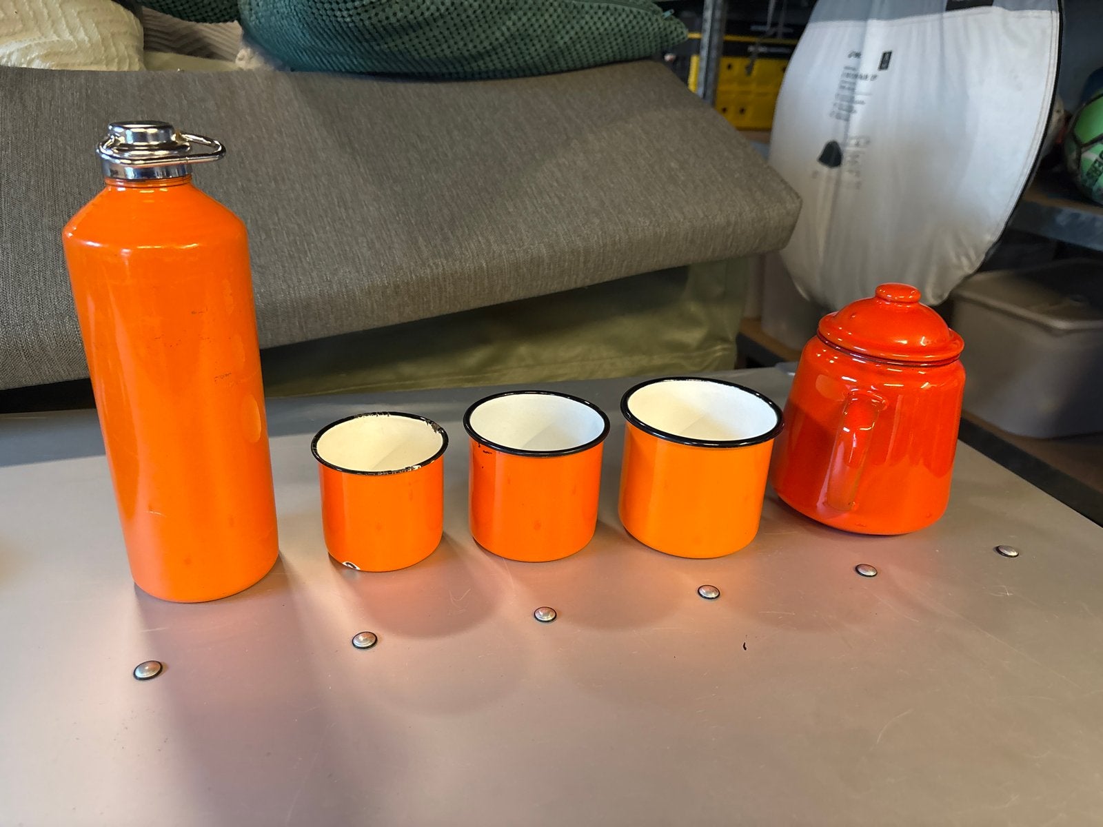 Vintage Oranje Emaille Kampeer Set - Fles, Mokken, Theepot, Ophalen of Verzenden