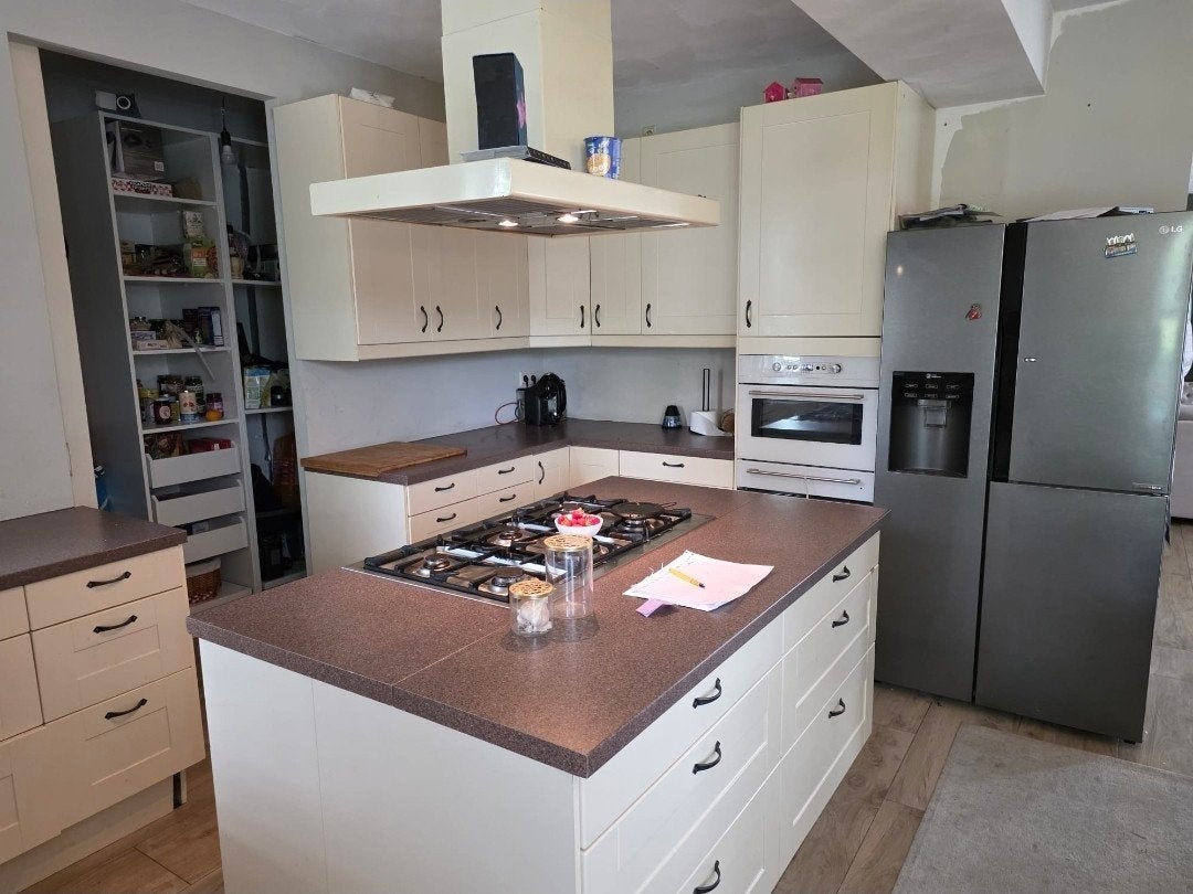 IKEA Keuken met veel opbergruimte en kookeiland, Ophalen, Gebruikt, Hoekkeuken, Kunststof