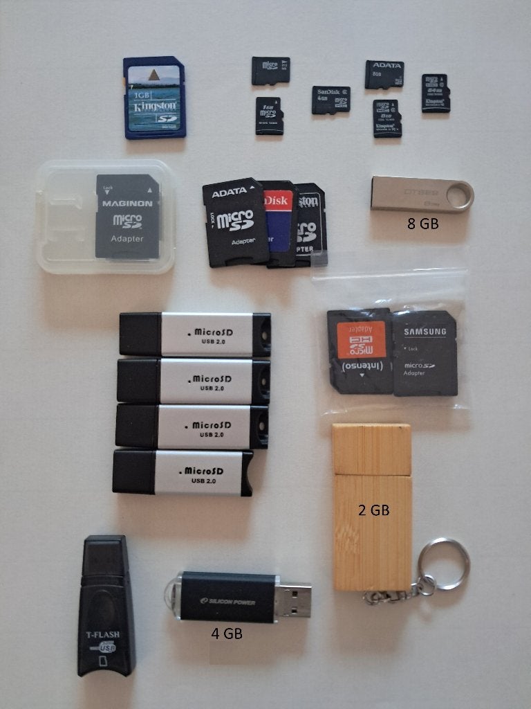 Diverse micro SD kaarten met adapters, Ophalen of Verzenden, Zo goed als nieuw