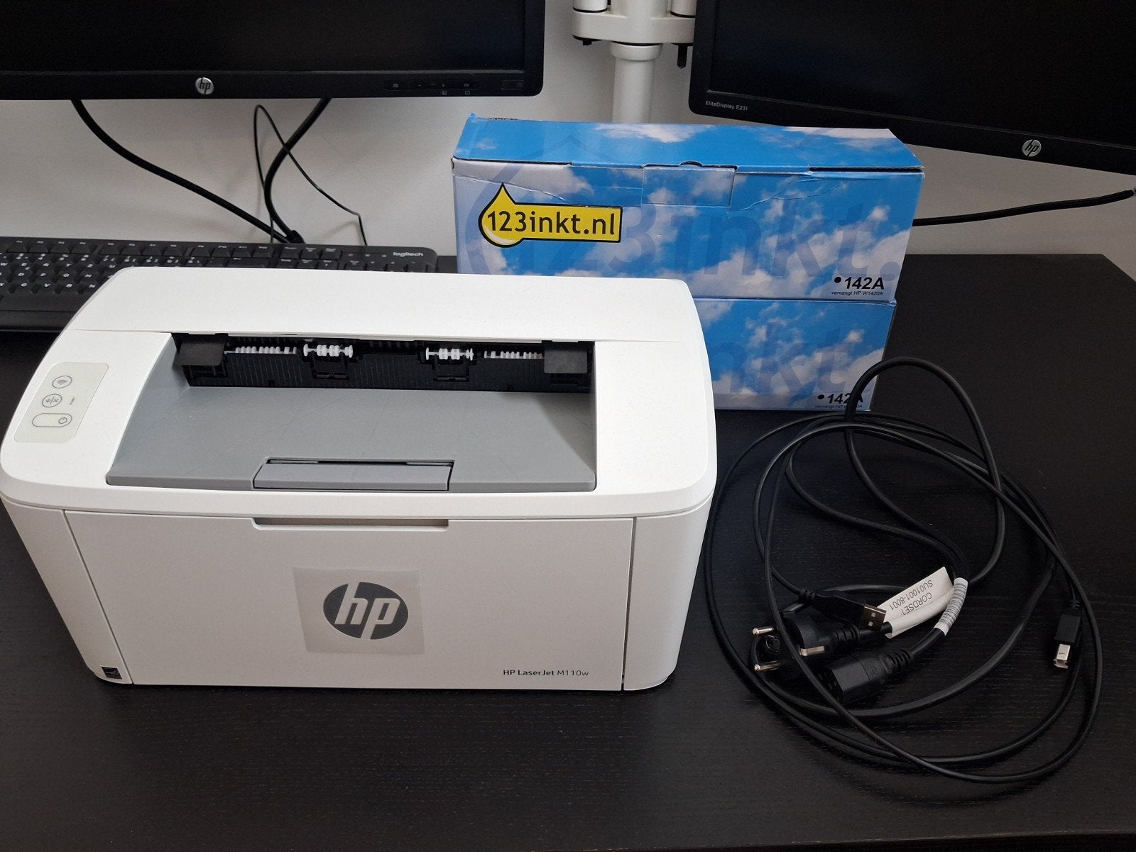 HP LaserJet M110w A4 Laserprinter - incl. 3 toners (2 nieuw), Computers en Software, Ophalen of Verzenden