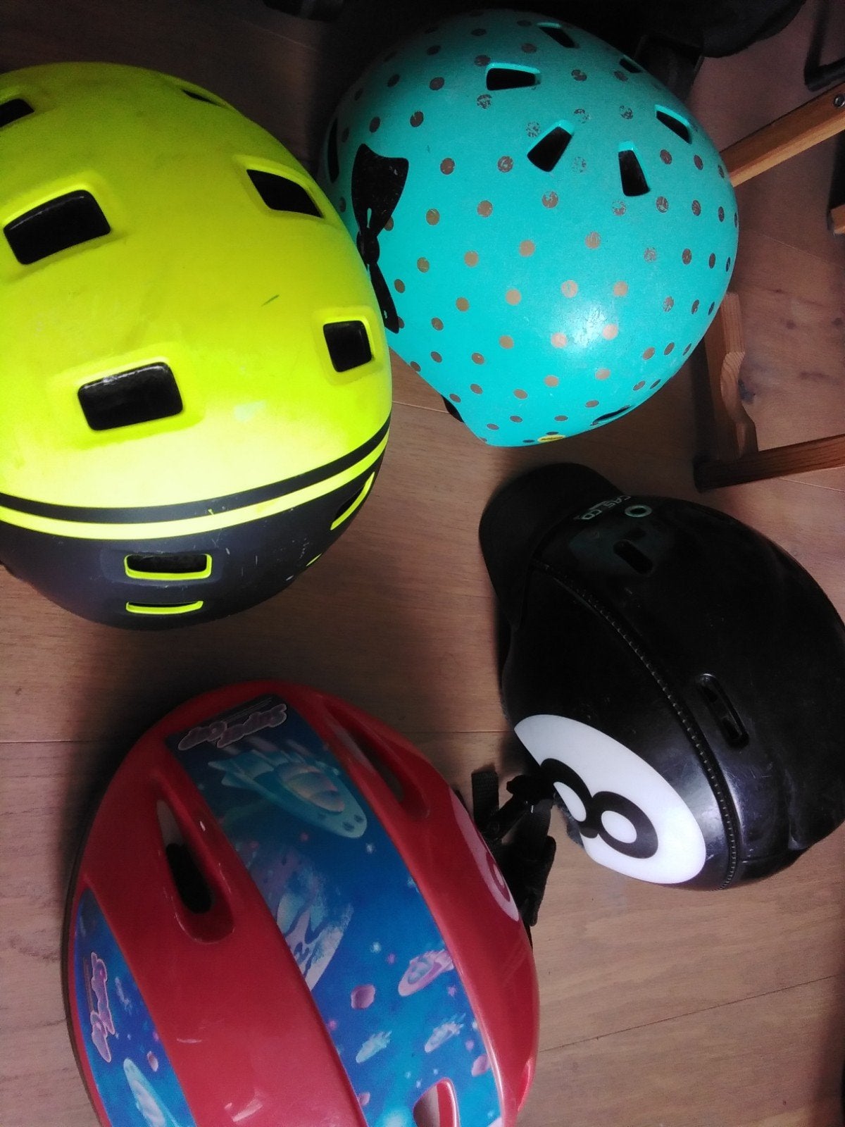 Diverse kinderfietshelmen - B'Twin, Lixuan Ind. 3,50 per stu, Gebruikt, Jongen of Meisje, Overige maten, Ophalen of Verzenden