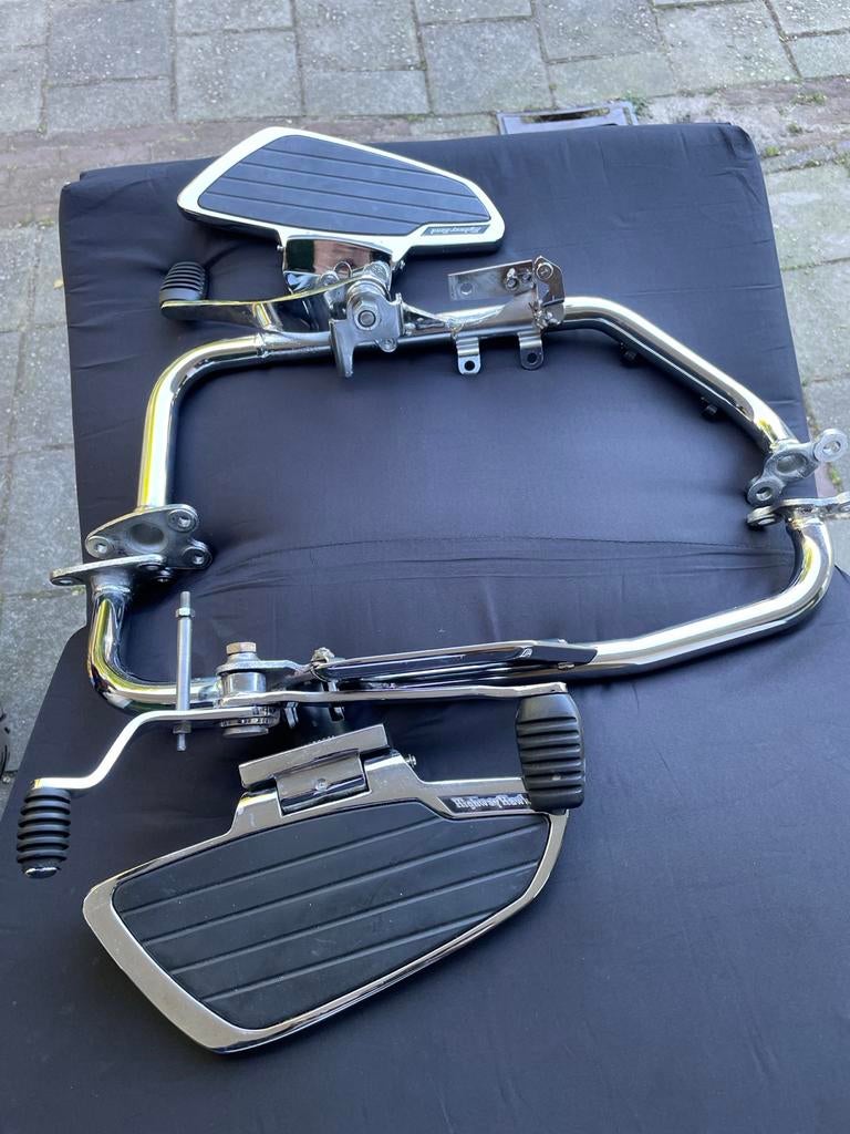 Triumph Rocket 3 Highway Hawk floorboards nieuwstaat, Motoren, Onderdelen | Overige, Ophalen of Verzenden, Gebruikt
