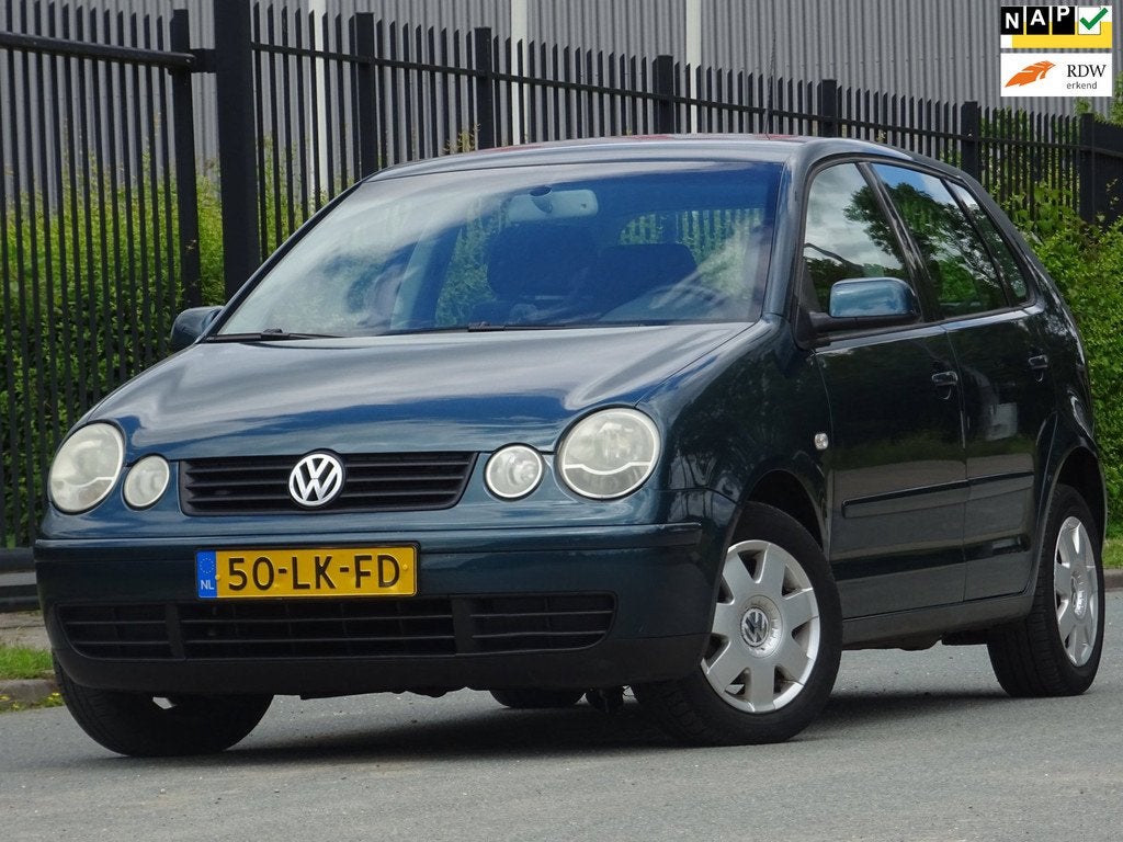 Volkswagen Polo 1.4-16V Highline AUTOMAAT 5DRS NAP/AC/CRUISE, Gebruikt, 49 €/maand, Origineel Nederlands, Bedrijf