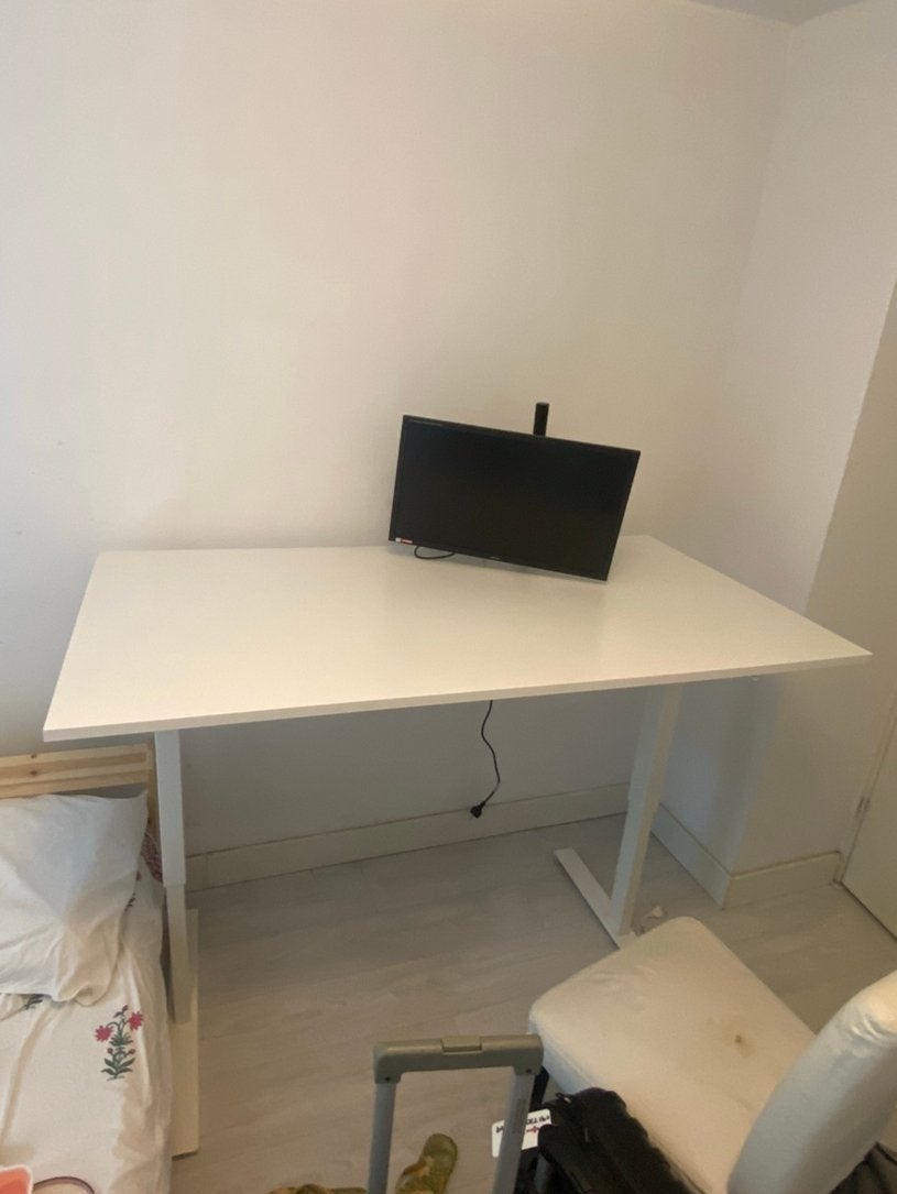 IKEA TROTTEN Standing Desk, White, 160 * 80 cm, Ophalen, Gebruikt, 120 cm, Spaanplaat of MDF