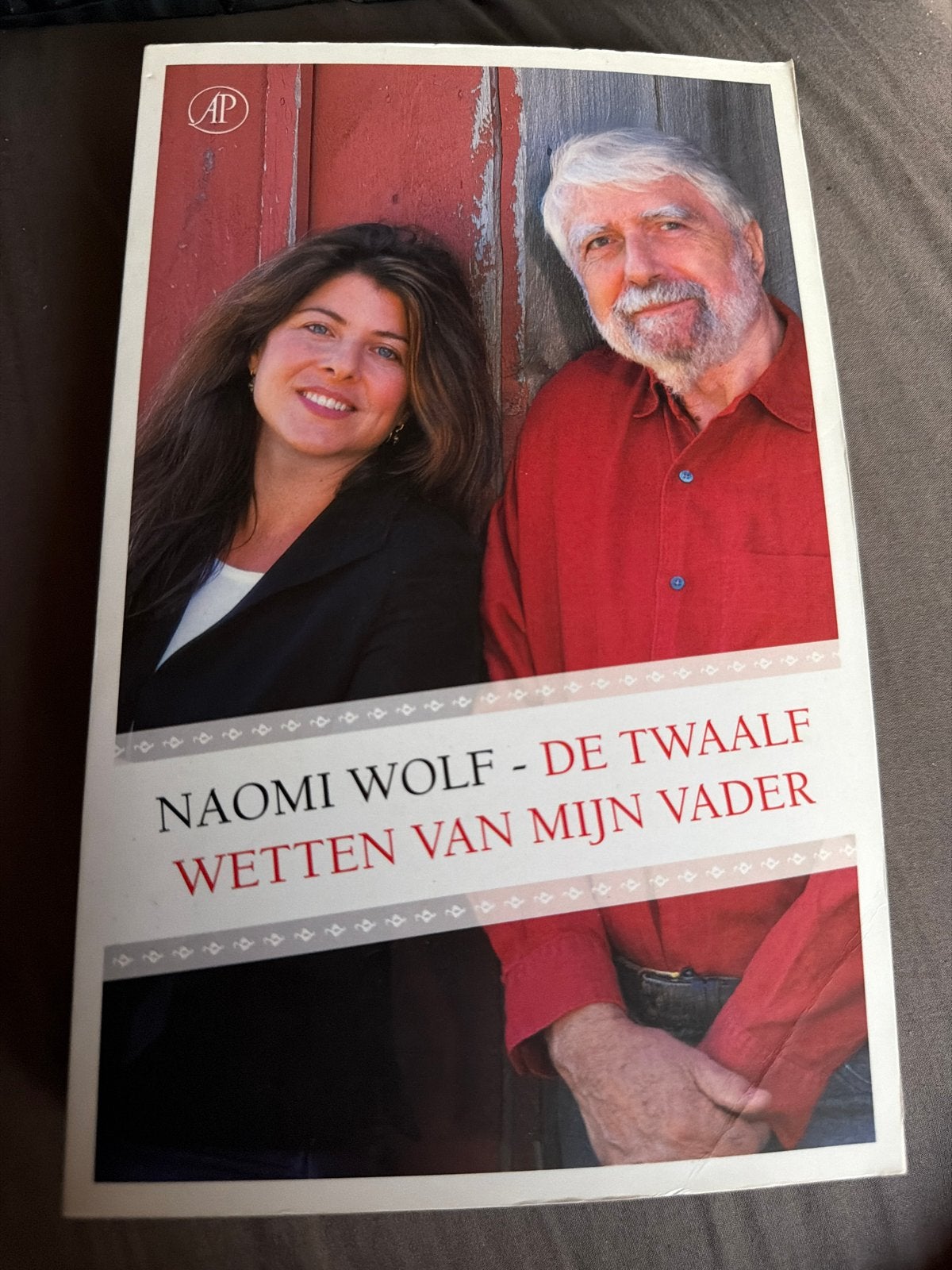 S5.   Naomi Wolf - De twaalf wetten van mijn vader, Ophalen of Verzenden, Zo goed als nieuw, Naomi Wolf