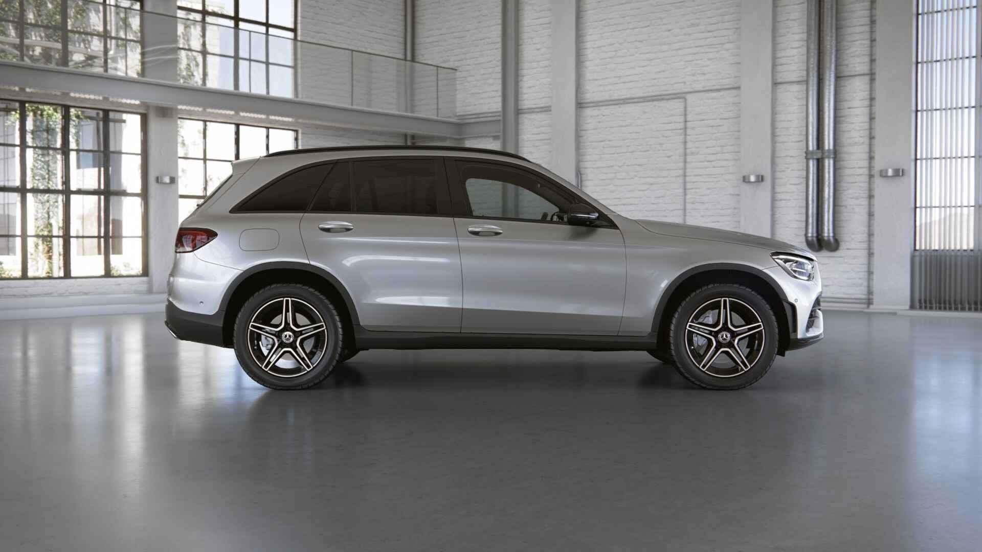 Mercedes-Benz GLC-klasse 300e 4MATIC AMG Line | Panoramadak, Automaat, Dealer onderhouden, 4 cilinders, 2000 kg