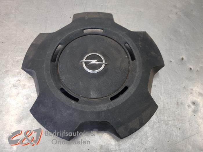Wieldop van een Opel Vivaro, Gebruikt, -, -, Opel