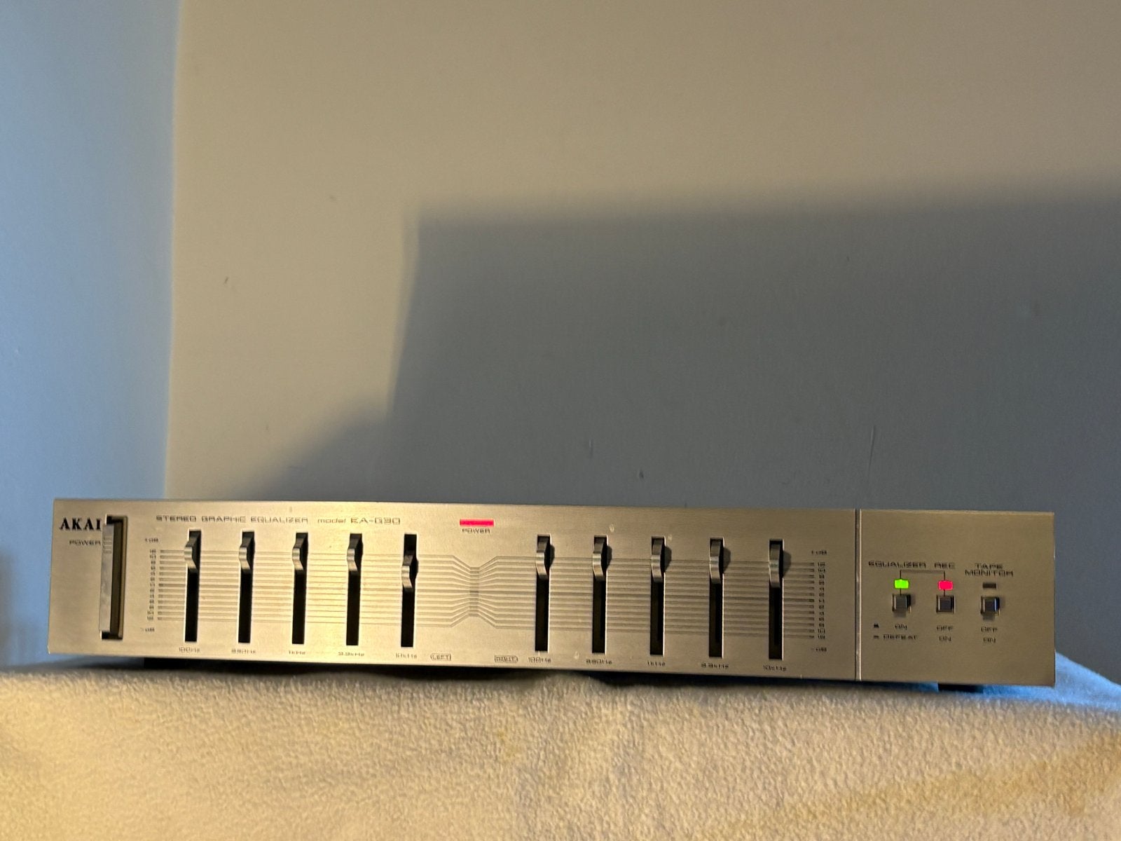 Vintage Akai EA-G30 Grafische Equalizer - Volledig Werkend, Gebruikt, Akai, Ophalen of Verzenden, Akai