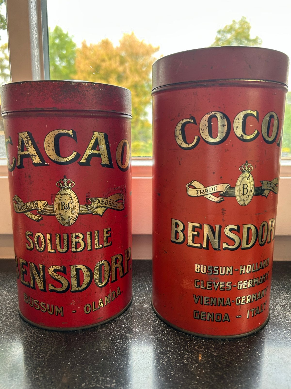 Set van 2 Vintage Bensdorp Cacao Blikken - Rood, Verzamelen, Ophalen of Verzenden, Gebruikt, Overige