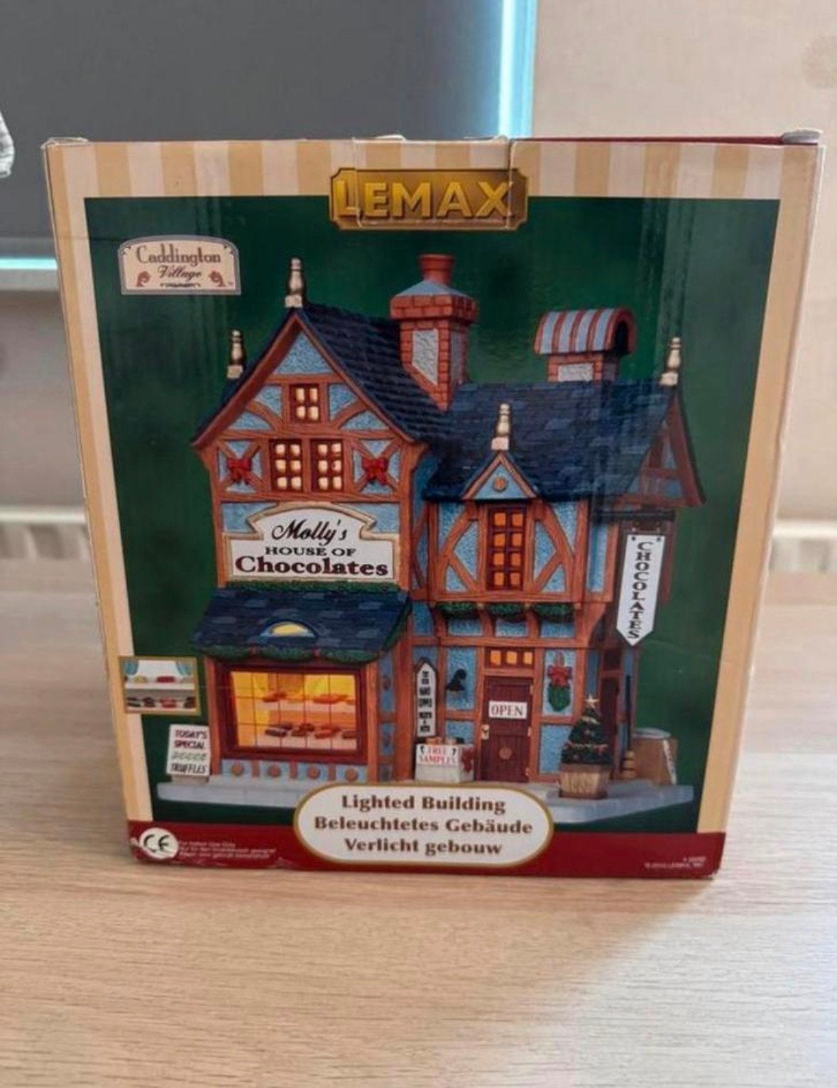 Lemax Molly's House Of Chocolate, Ophalen of Verzenden, Zo goed als nieuw