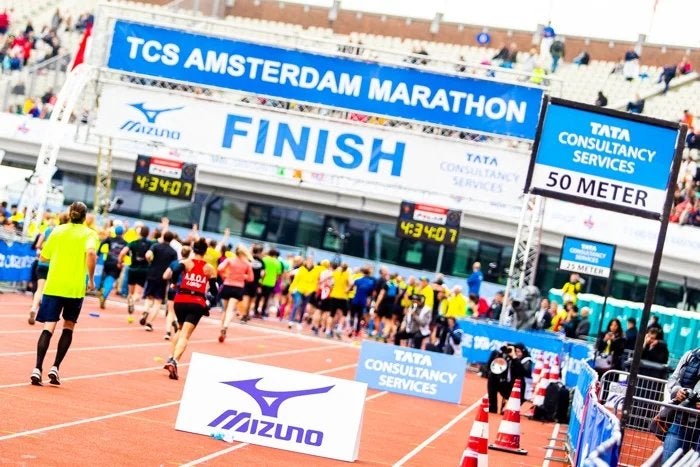 TCS Amsterdam halve marathon 2 tickets te koop, Overige merken, Overige typen, Ophalen of Verzenden, Zo goed als nieuw