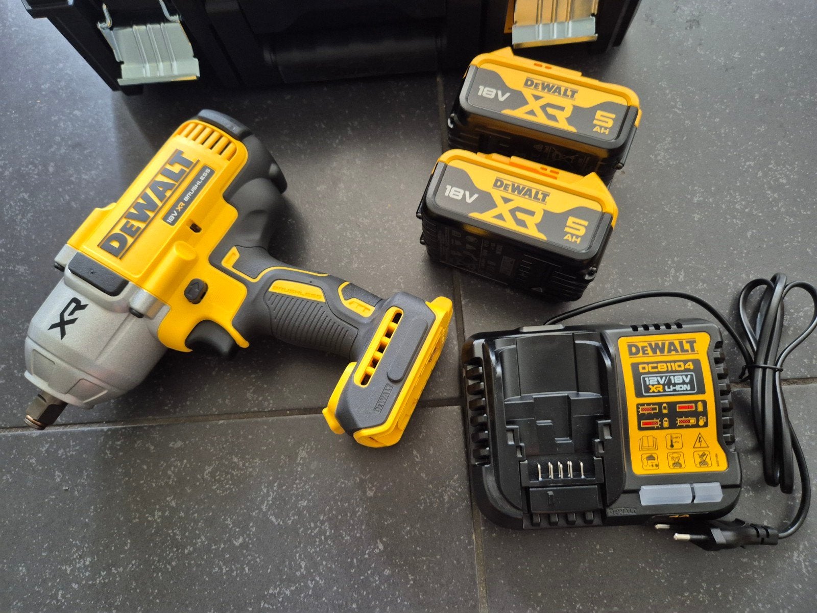 DeWalt accu slagmoersleutel *Nieuw en origineel *, Ophalen of Verzenden, Nieuw, Overige typen