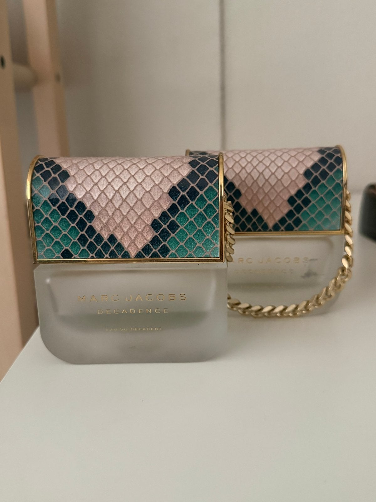 2x Vintage Marc Jacobs Decadence Eau So Decadent, Ophalen of Verzenden, Gebruikt