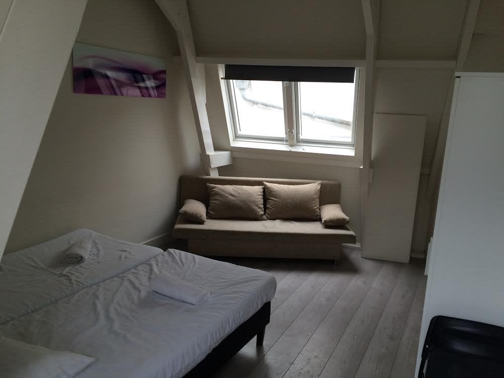Looking for room/accomadation in Amsterdam