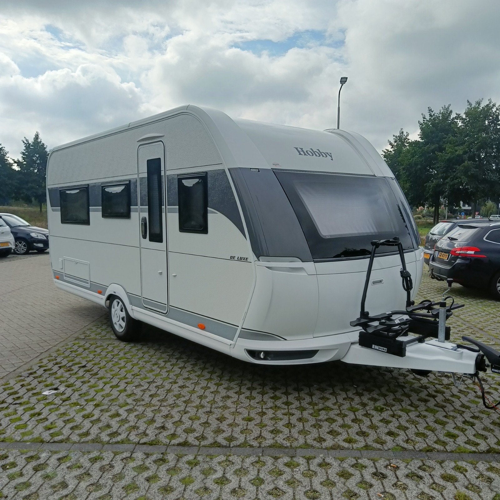 HOBBY 460 LU '25 +2 APARTE BEDDEN+DOREMA 270 CM TENT.GEH.NW!, 2 aparte bedden, Rondzit, Hobby, Schokbreker