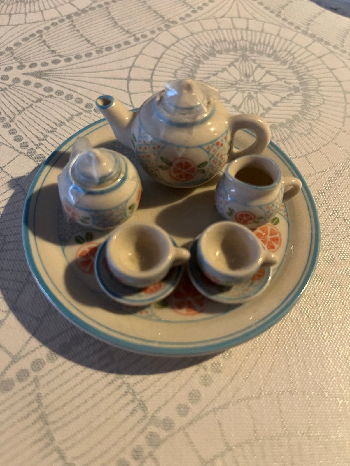 Miniatuur theeserviesje met citrusdecoratie, Ophalen of Verzenden