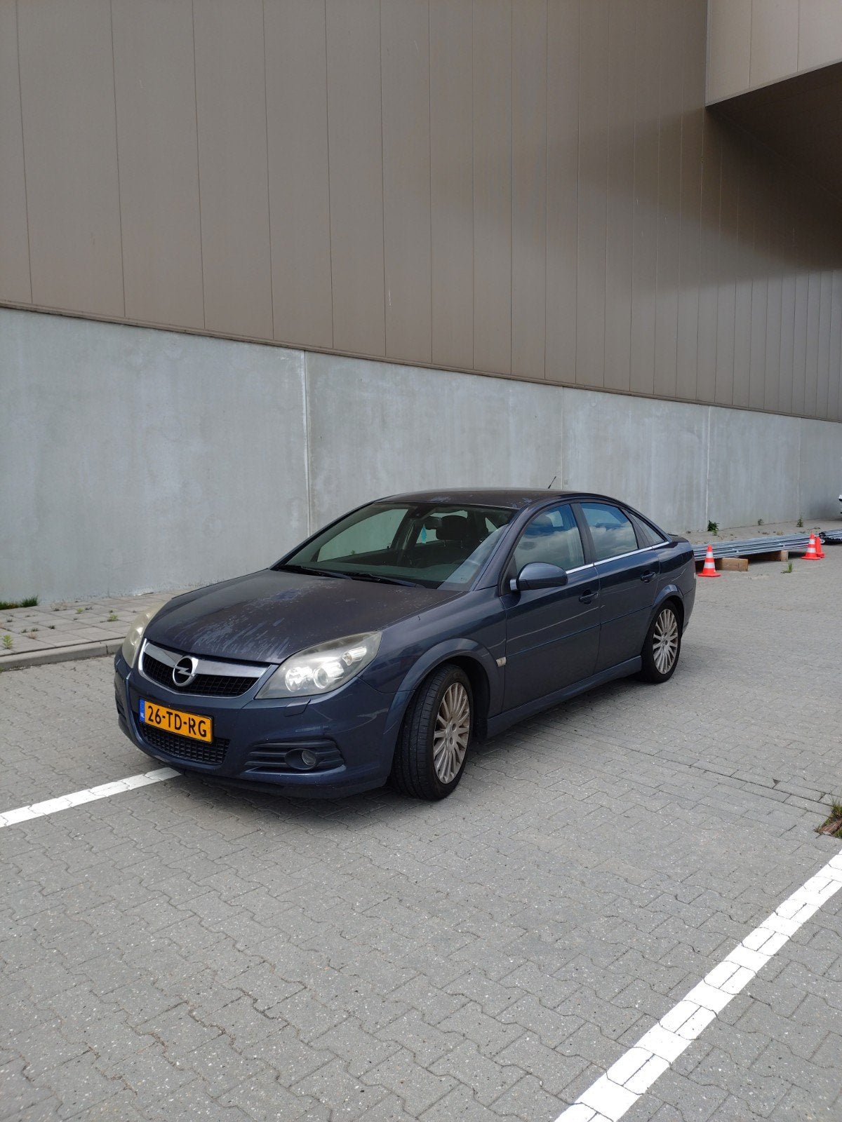 Opel Vectra 2.2 16V GTS 2006 Grijs, Auto's, Opel, Stof, Zwart, 4 cilinders, 715 kg