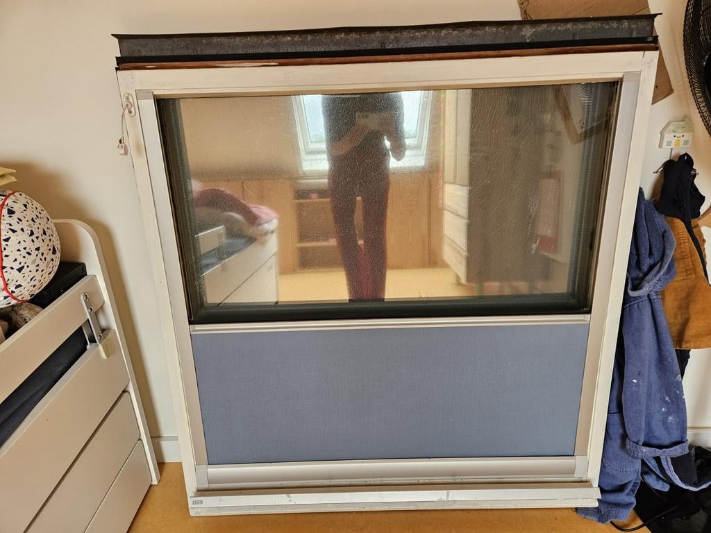 Velux Verduisterend Rolgordijn, Ophalen, Gebruikt, 80 tot 120 cm, 80 tot 120 cm