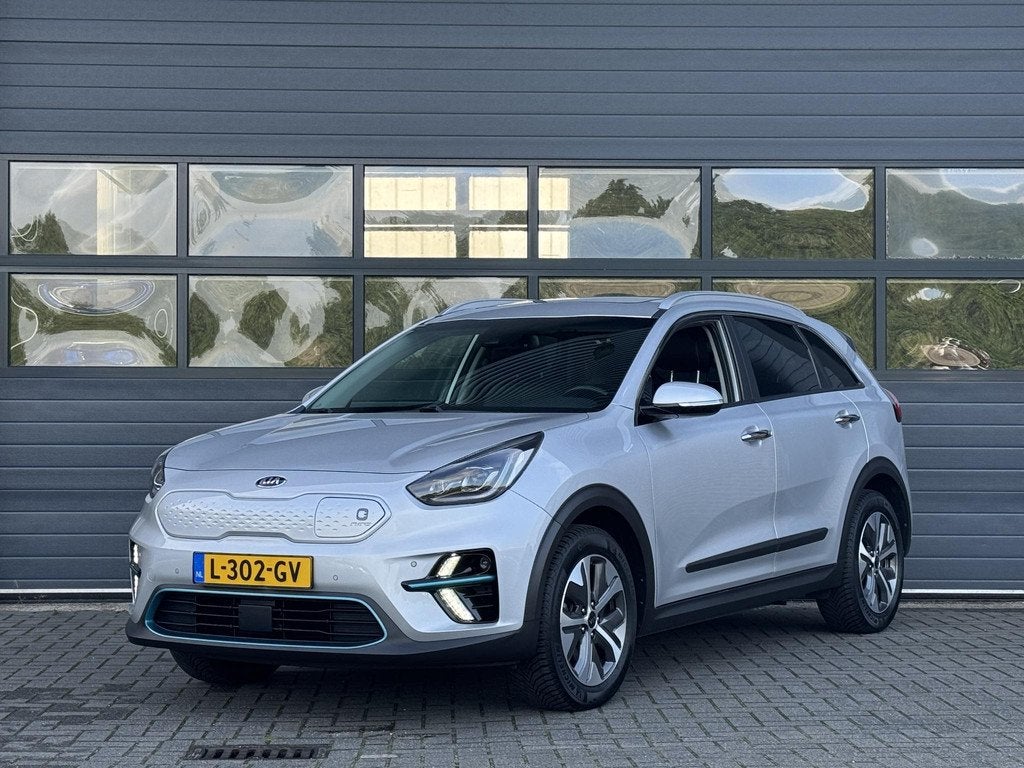 KIA E-NIRO DYNAMICPLUSLINE 64 kWh (100% SOH) I V/D EERSTE EI, Auto's, Kia, Gebruikt, Huisgarantie, 1712 kg, Met garantie (alle)