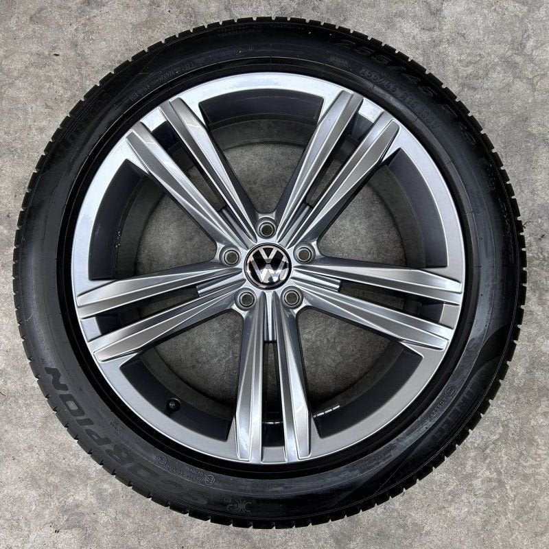 19 inch originele Sebring velgen + zomerbanden VW Tiguan, Auto-onderdelen, Banden en Velgen, 19 inch, Gebruikt, 255 mm, -