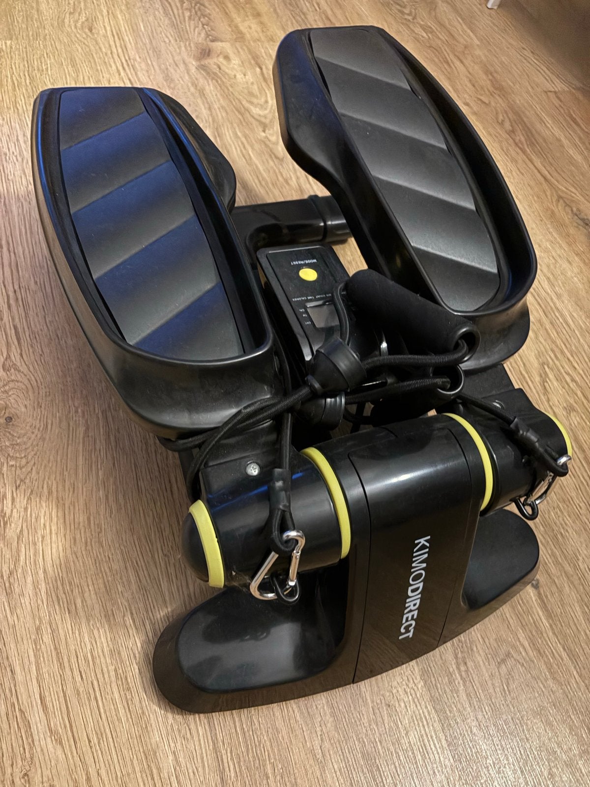 KIMODIRECT Stepper met Weerstandsbanden - Compact & Efficiën, Sport en Fitness, Ophalen, Kunststof, Gebruikt, Stepapparaat