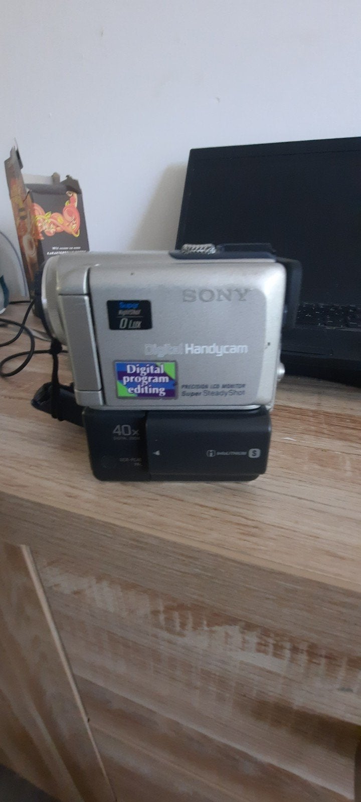 Sony Digital Handycam DCR-TRV14E - Vintage MiniDV Camcorder, Ophalen of Verzenden, Mini dv, Sony, 20x of meer