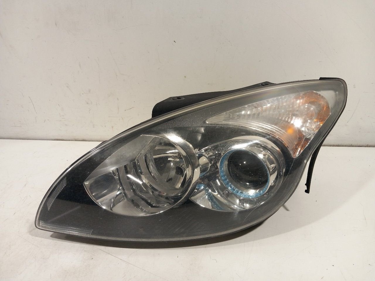 Koplamp links Hyundai i30, Onderdelen@venauto.nl, Van der Ven Autorecycling B.V., Gebruikt, Ettenseweg 76, 4706 PB Roosendaal, The Netherlands