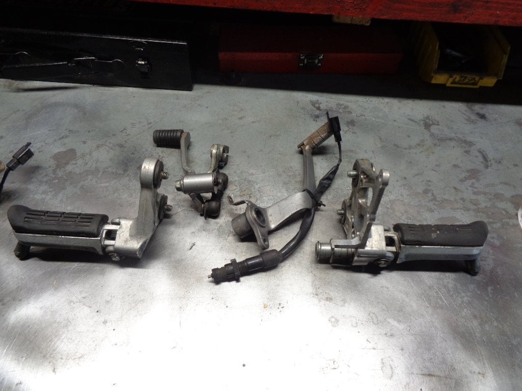 Honda cbr1000f sc24 Voetsteunen + pedalen set 93", Ophalen of Verzenden, Gebruikt