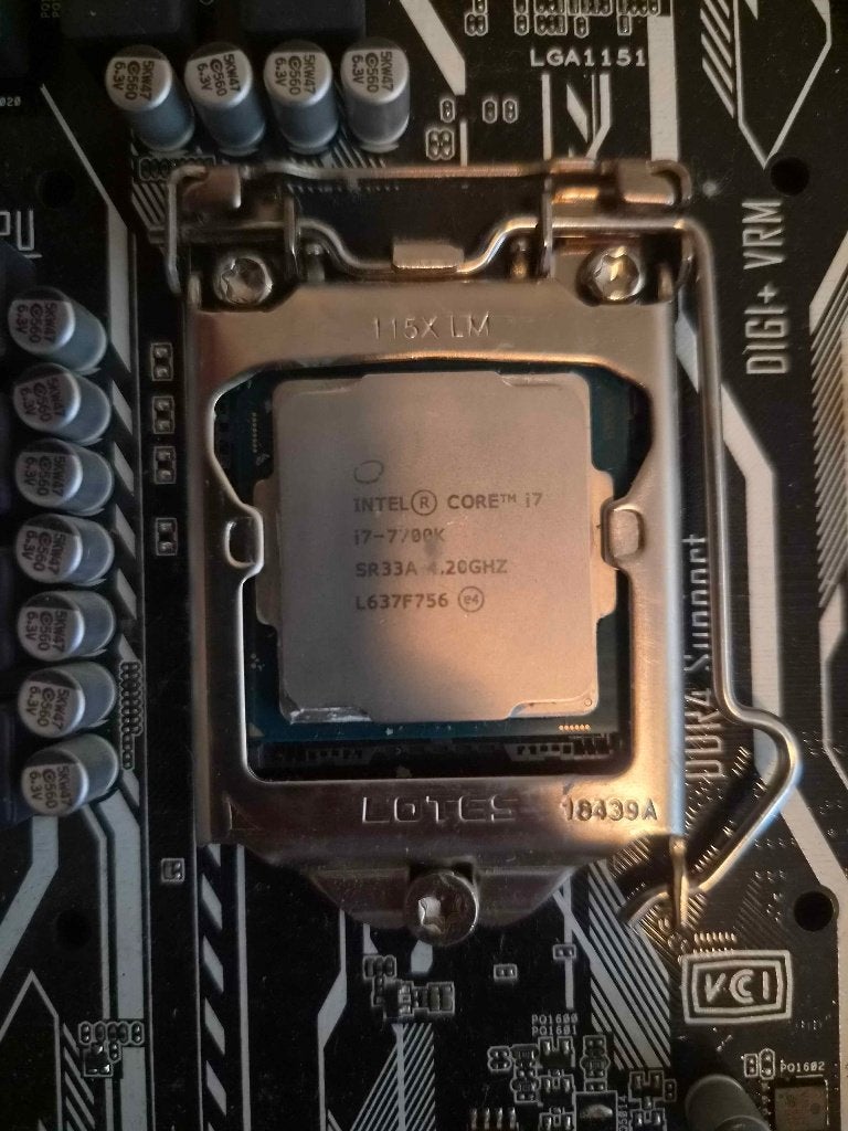 i7-7700k CPU + ASUS Prime Z270-P, Ophalen of Verzenden, Gebruikt, Overige typen