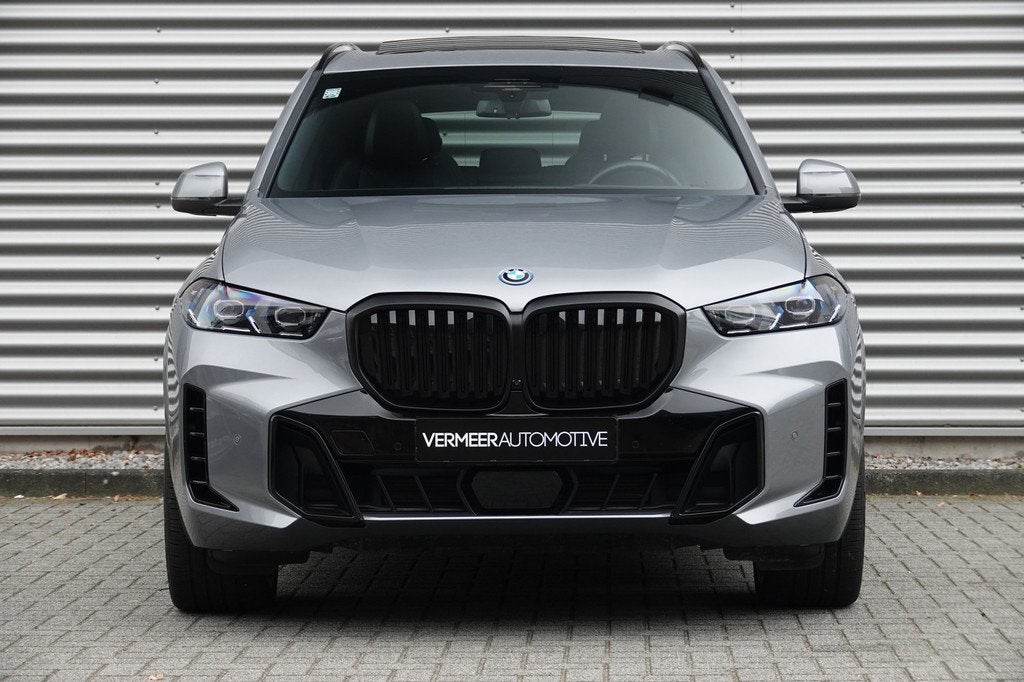 BMW X5 xDrive50e M-Sport | Pano | H&K | HUD | ACC | Achteras, Automaat, 12 maanden, Gebruikt, 2395 kg