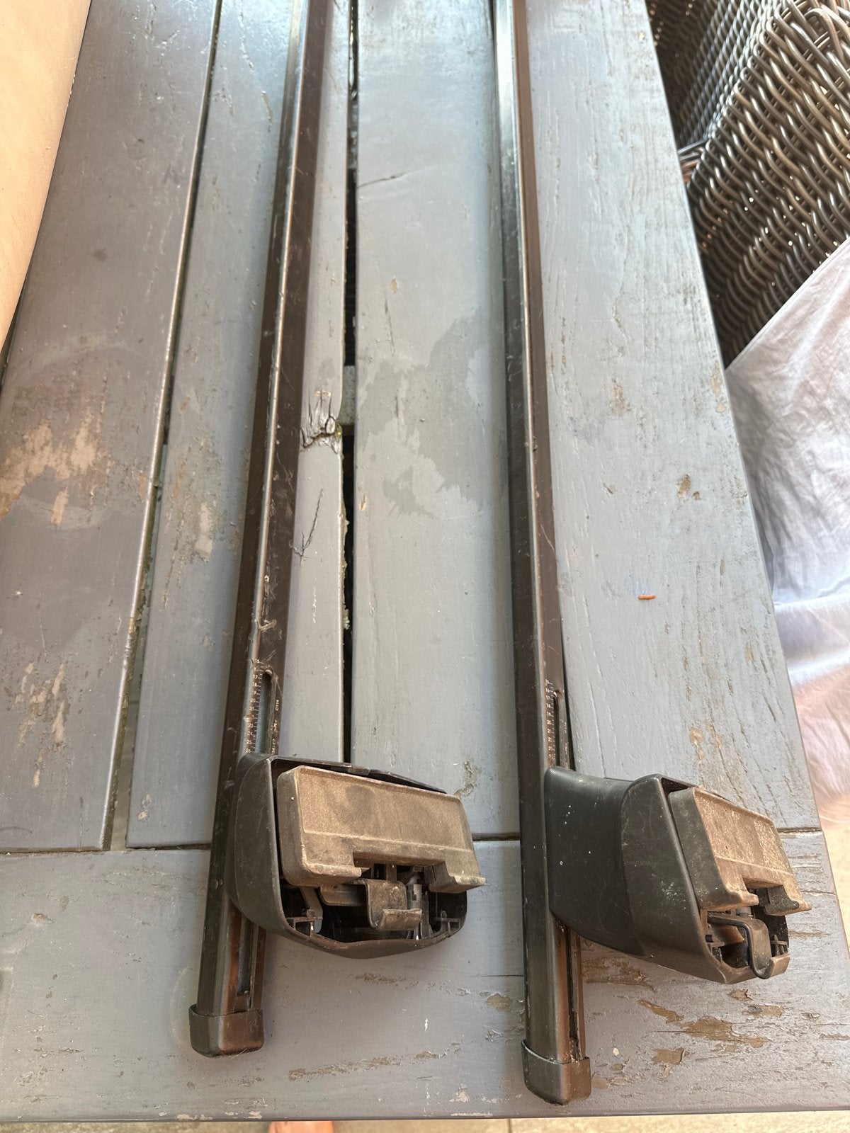 Thule dakdragers square bar verstelbaar tot 120cm, Ophalen of Verzenden, Gebruikt